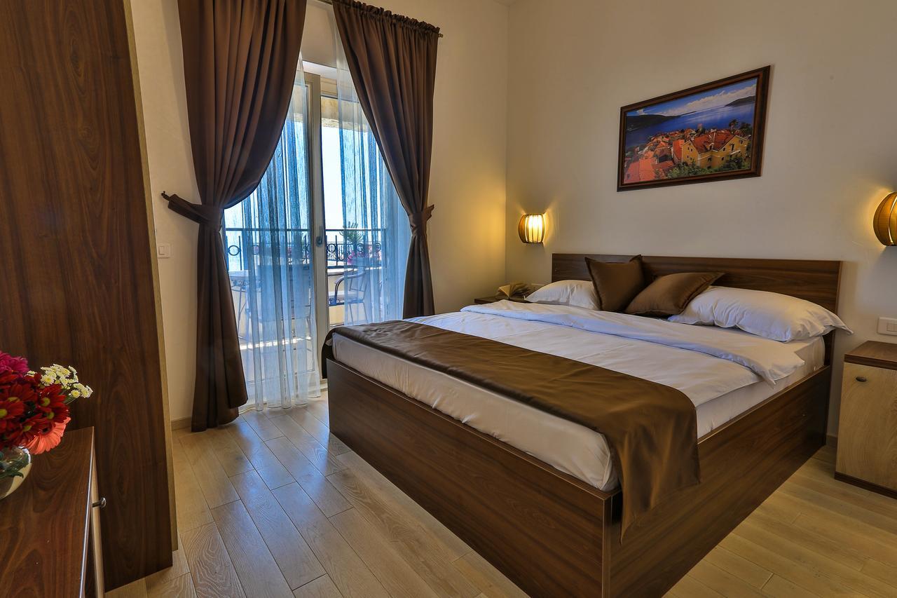 Sunny Villa Jasmine Sveti Stefan Esterno foto